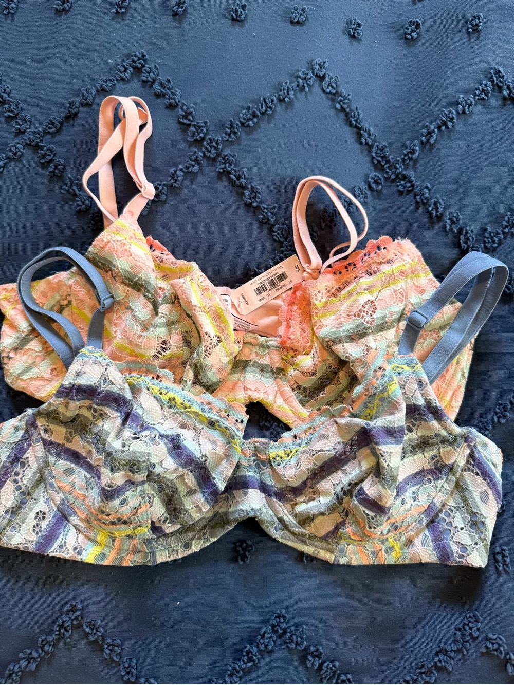 Victoria's Secret Pastel Multicolor Lace Underwire Bra